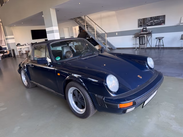Porsche 911 SC Carrera Targa