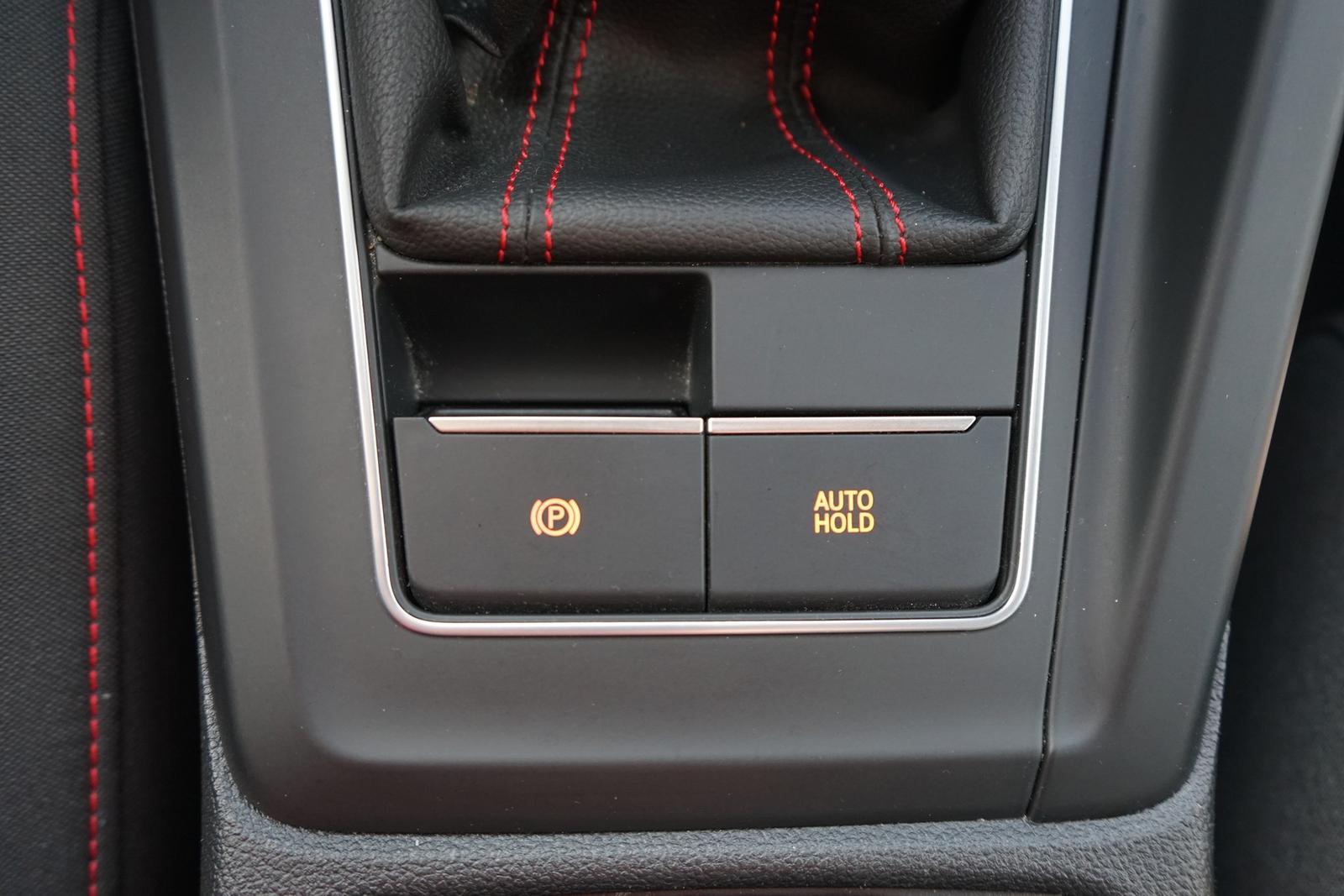 Volkswagen Golf GTI 2.0 TSI LED Navi ACC Sitzheizung DAB, миниатюра 14