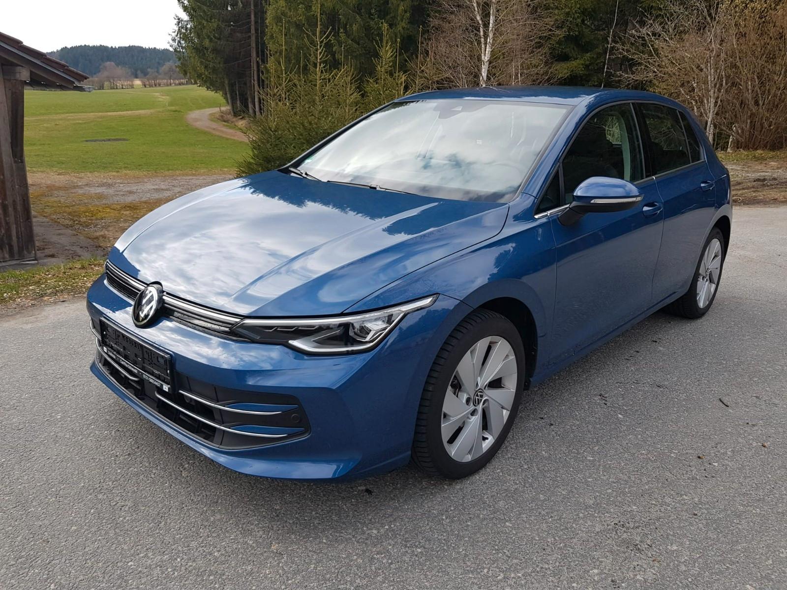 Volkswagen Golf VIII Lim. 1.5 TSI Style Navi *Facelift*