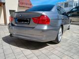 BMW E90  330d - LCI , N57 , HU 05/2028 - BMW 330: Limousine, 3.0