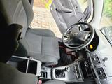 Toyota Avensis Combi 2,2-l-D-CAT Team Team - Toyota Avensis aus 2008 mit Diesel-Antrieb