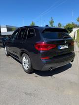 BMW X3 xDrive20i M SPORT Panoramadach Navi HeadUp - BMW X3: Panoramadach