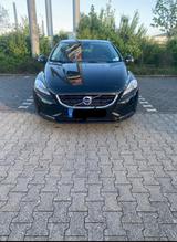 Volvo  V-O-L-V-O V40 - Volvo V40 in Frankfurt (Main)