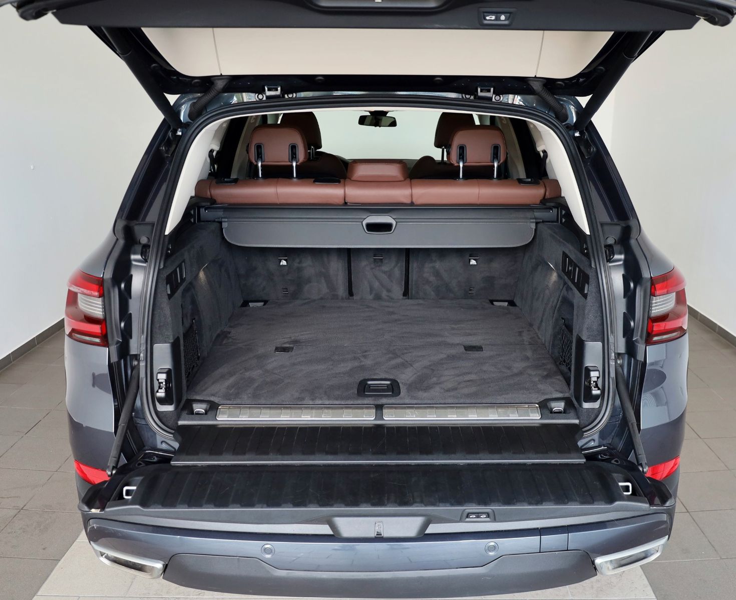 Fahrzeugabbildung BMW X5 xDrive 45e Leder,Navi,LED,HeadUp,360° Kamera