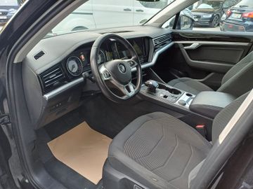 Volkswagen Touareg - 10