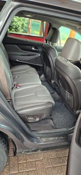 Hyundai SANTA FE 2.2 CRDi Premium 4WD 8AT Premium - Hyundai SANTA FE von privat