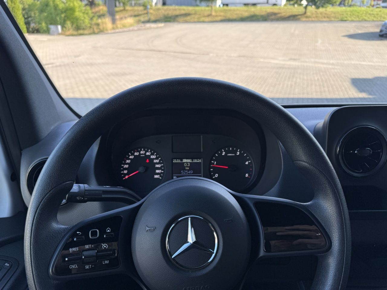 Fahrzeugabbildung Mercedes-Benz Sprinter 215CDI Pritsche Doka komp. Klima*Tempom