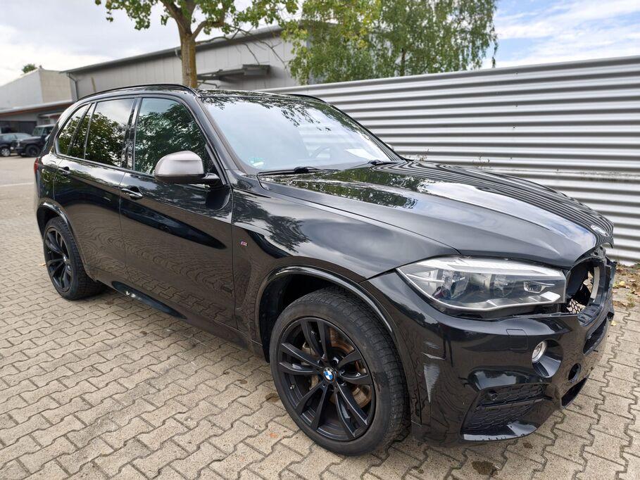 BMW X5 M50d Sport-Aut. Pano HuD Navi LED Standh.
