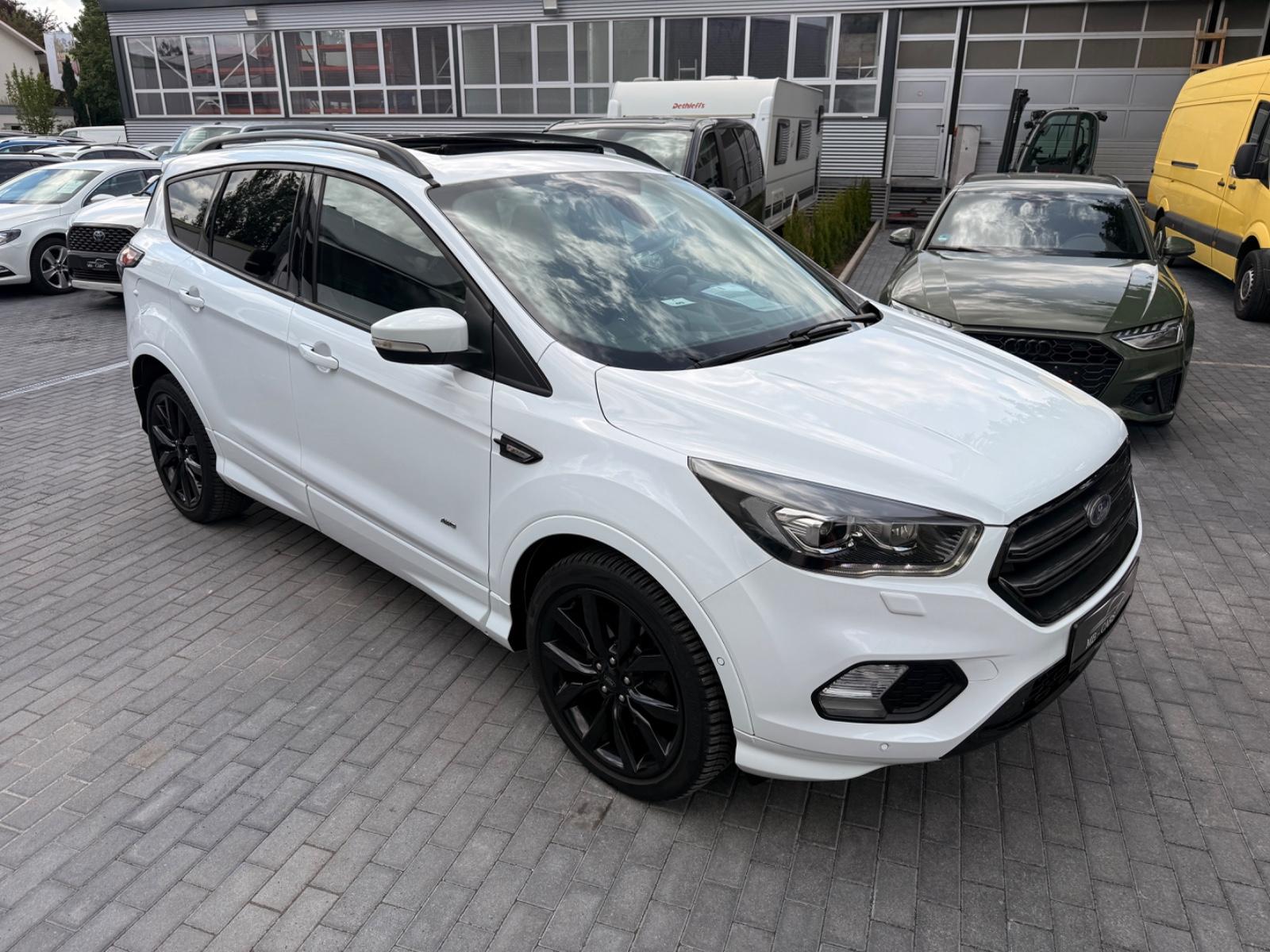 Ford Kuga ST-Line 4x4*AUTO*BI-XEN*NAVI*AHK*PANO*KAM