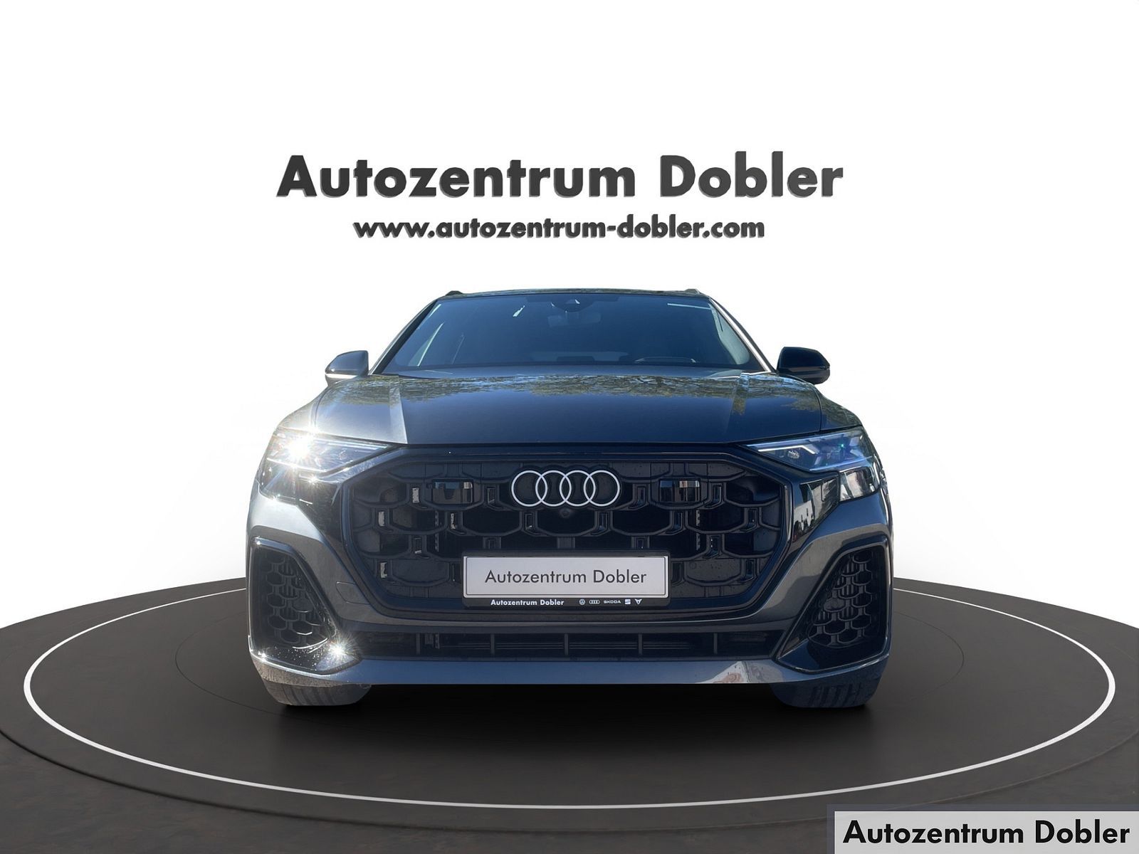 Audi Q8 SUV S line business TFSI e quattro 290 kW imagem 3