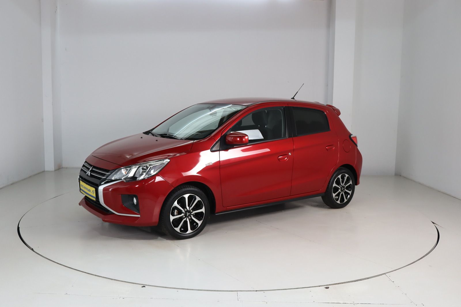 Fahrzeugabbildung Mitsubishi Space Star 1.2i Top * 1. Hand *