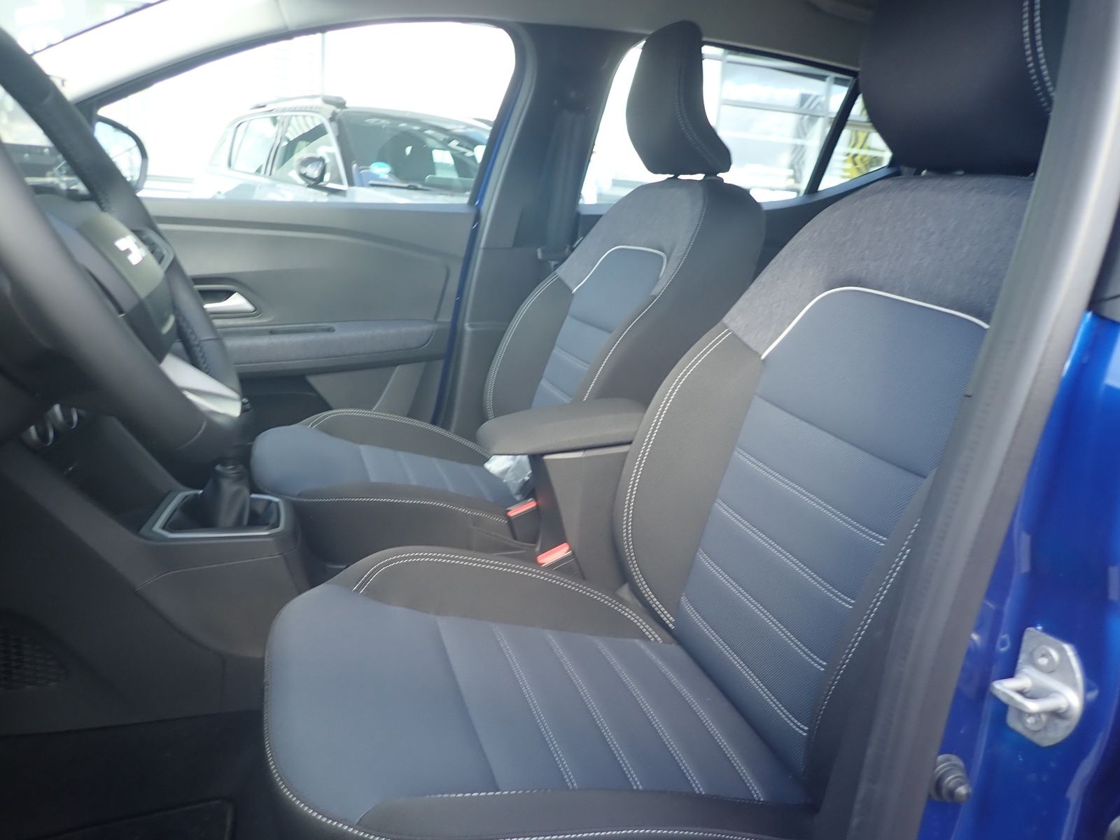 Fahrzeugabbildung Dacia Sandero Journey TCe 100