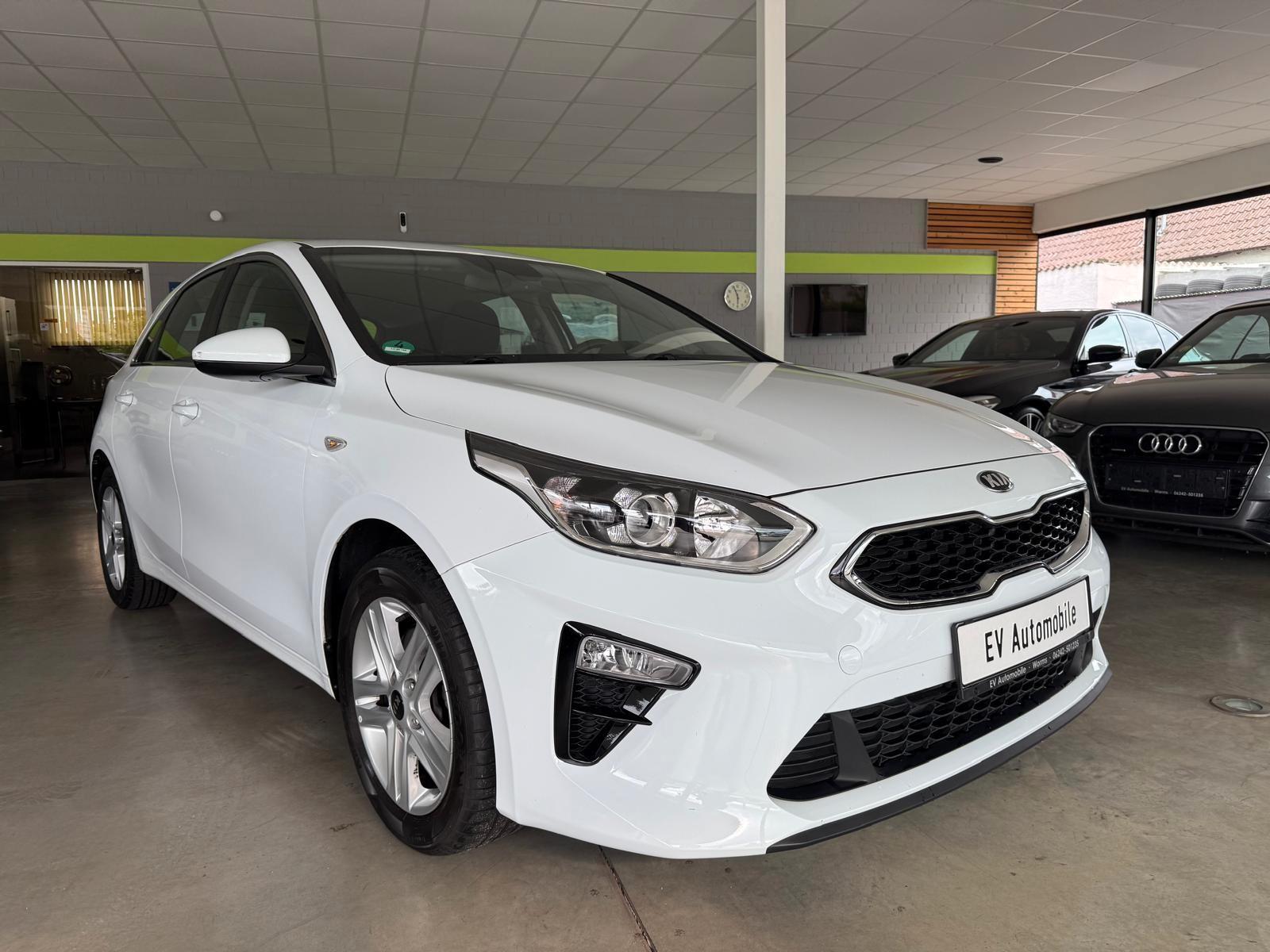 Kia cee'd / Ceed 1.4 TGDI Vision Kamera 1.Hand