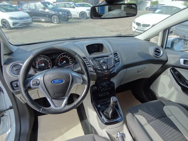 Fahrzeugabbildung Ford Fiesta Titanium/Klima/SitzH/ST-Felgen/125PS