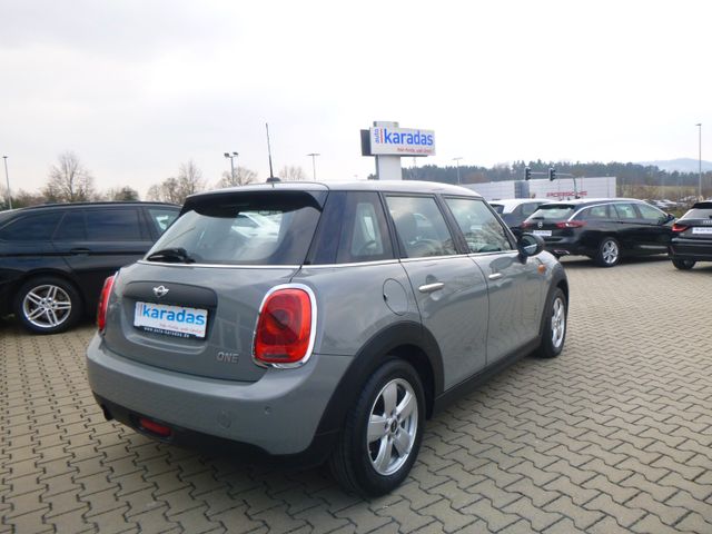 Fahrzeugabbildung MINI One 1.2 >5-türig/Sitzheiz/PDC<