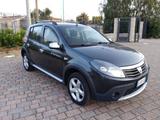 Dacia Sandero Stepway 1.5 dCi 70CV - Dacia Sandero aus 2010: Stepway