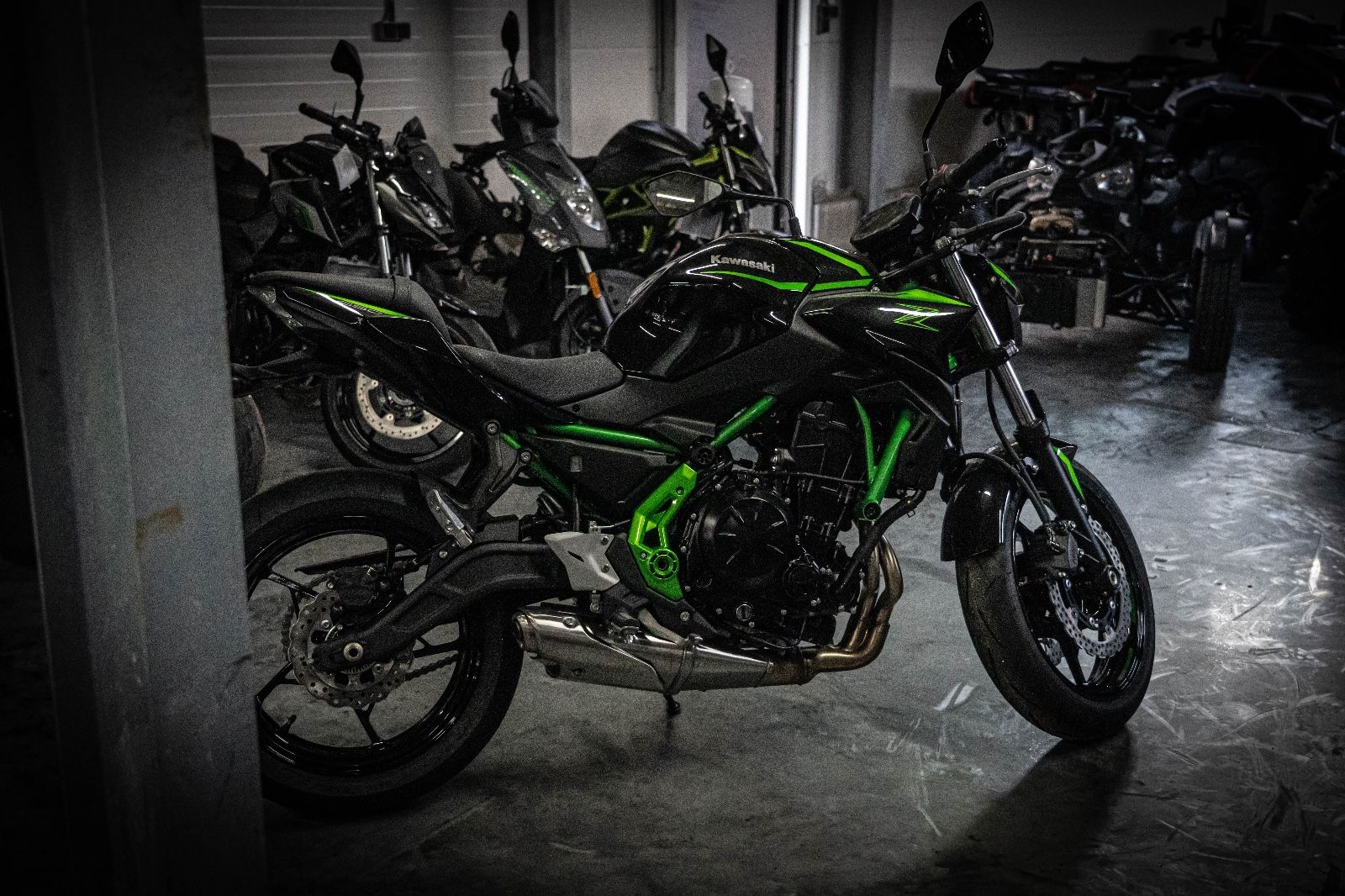 Fahrzeugabbildung Kawasaki Z650 Model 2025  4 Jahre Garantie