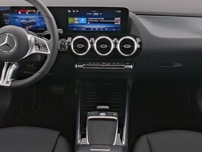 Fahrzeugabbildung Mercedes-Benz B 180 Progressive *LED*Kamera*CarPlay*Easy-Pack*