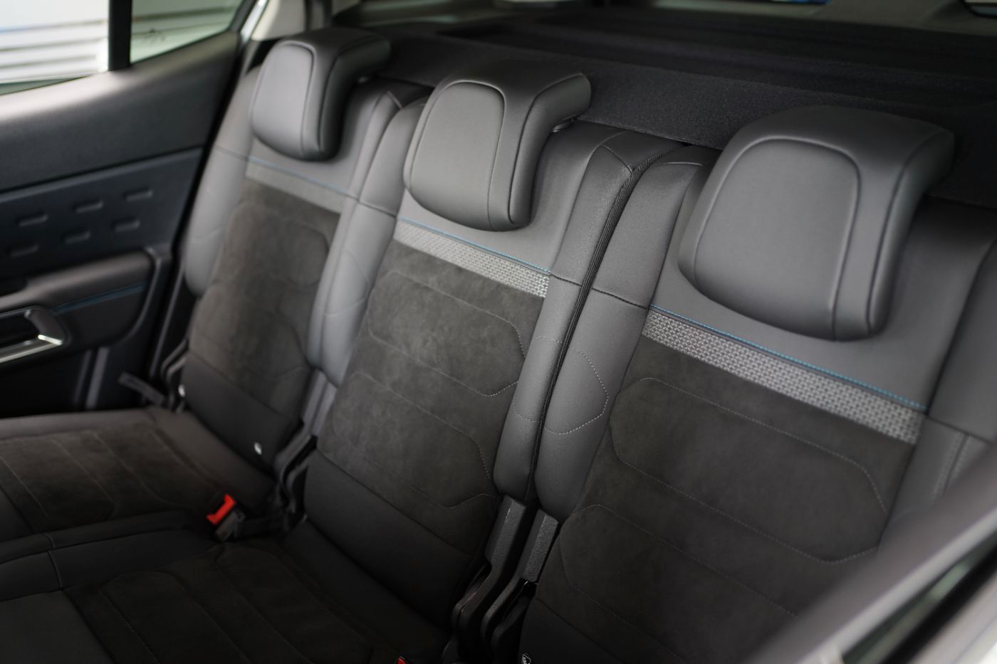 Fahrzeugabbildung Citroën C5 Aircross Hybrid 145 Max e-DCS6 Automatik Navi