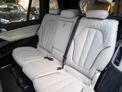 BMW X7 – 35 / 37
