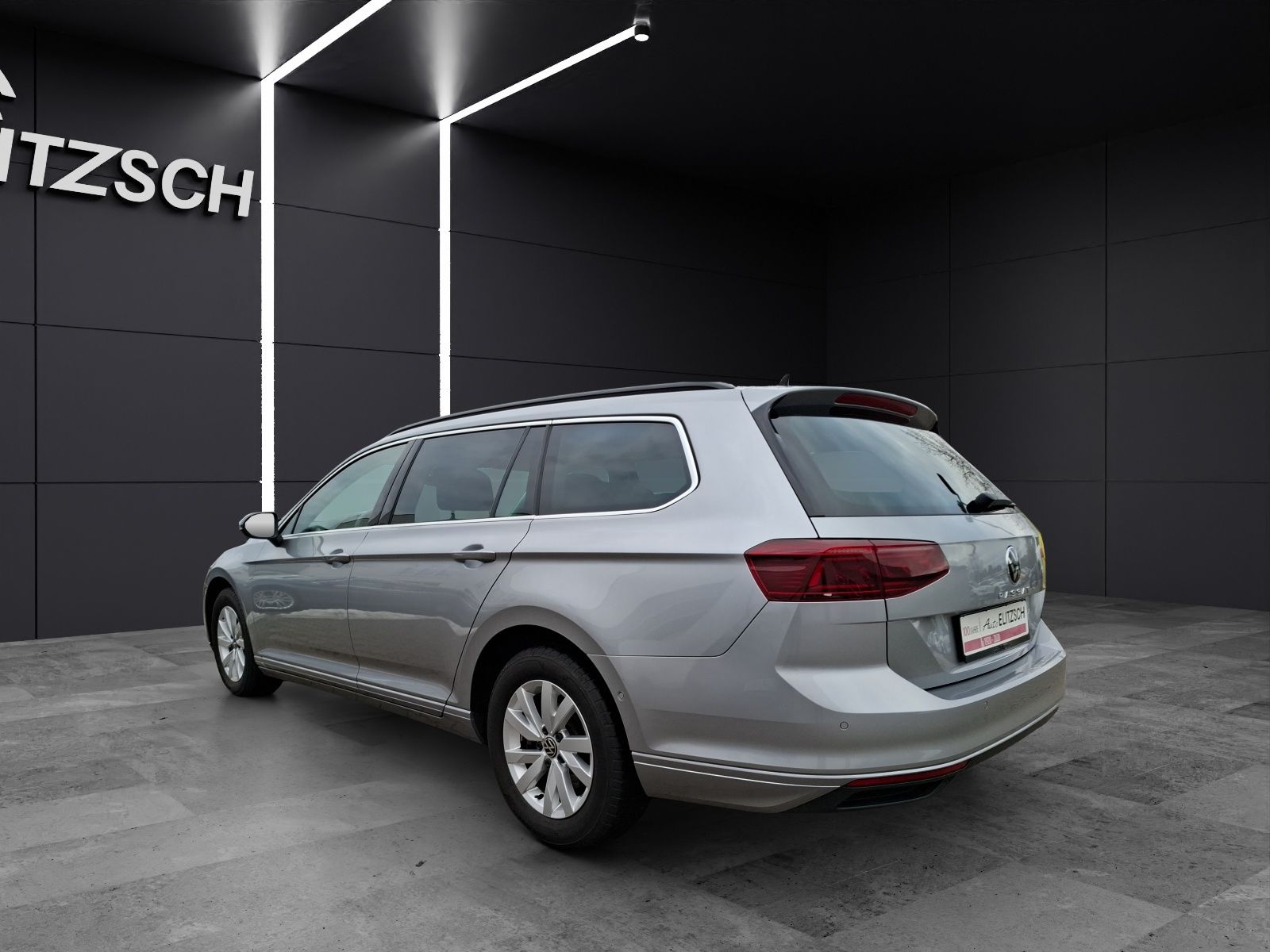 Fahrzeugabbildung Volkswagen Passat Variant TDI Business Matrix Navi ACC RFK