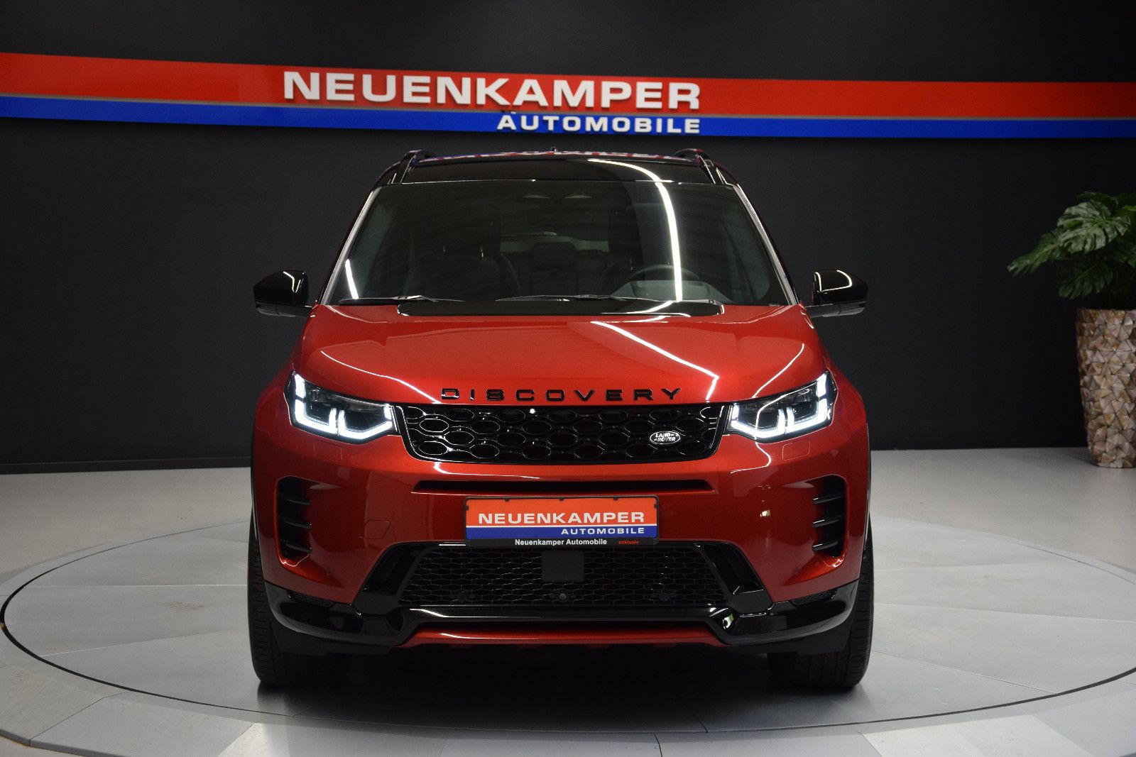 Fahrzeugabbildung Land Rover Discovery Sport Dynamic SE AWD Pano ACC Memory