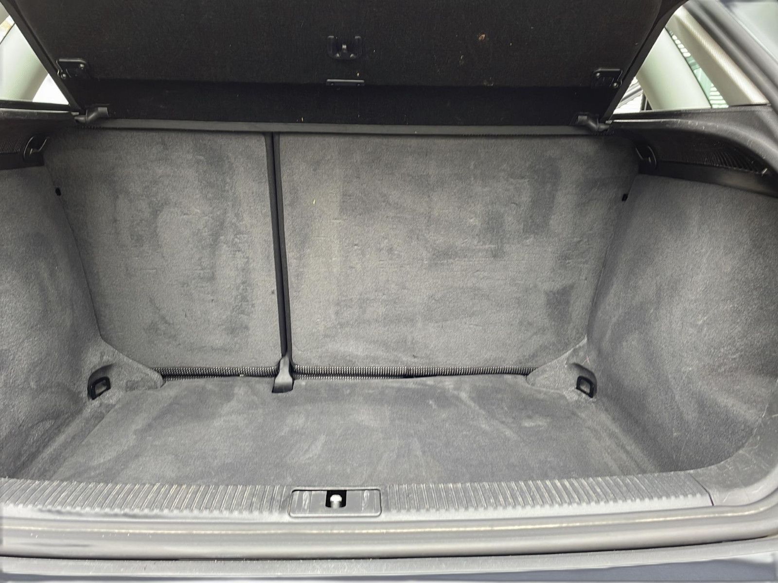 Fahrzeugabbildung Audi A3 Sportback 1.6 FSI Ambition/ Unfallfrei !!