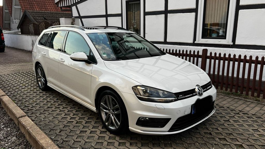 Image of Volkswagen Golf