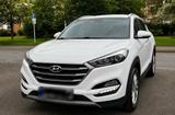 Hyundai Tucson - Hyundai TUCSON: Hyunda