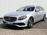 Mercedes-Benz E 220 2.0 CDI 4Matic NAVI~SHZ~AHK~RFK~APP~2xPDC - Mercedes-Benz E 220: Kombi, Cdi