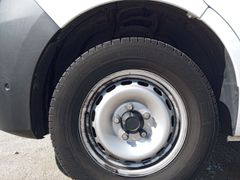 Fahrzeugabbildung Master III Kasten L4H2 HKa 3,5t 3 Totwinkelassis