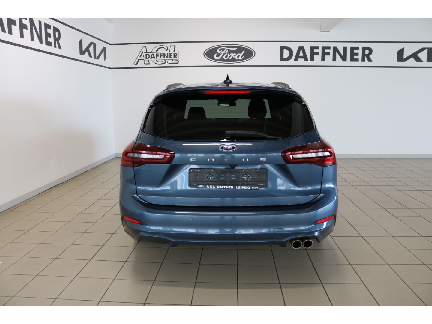 Fahrzeugabbildung Ford Focus Turnier ST-Line X 1.0 EcoBoost Panoramadac