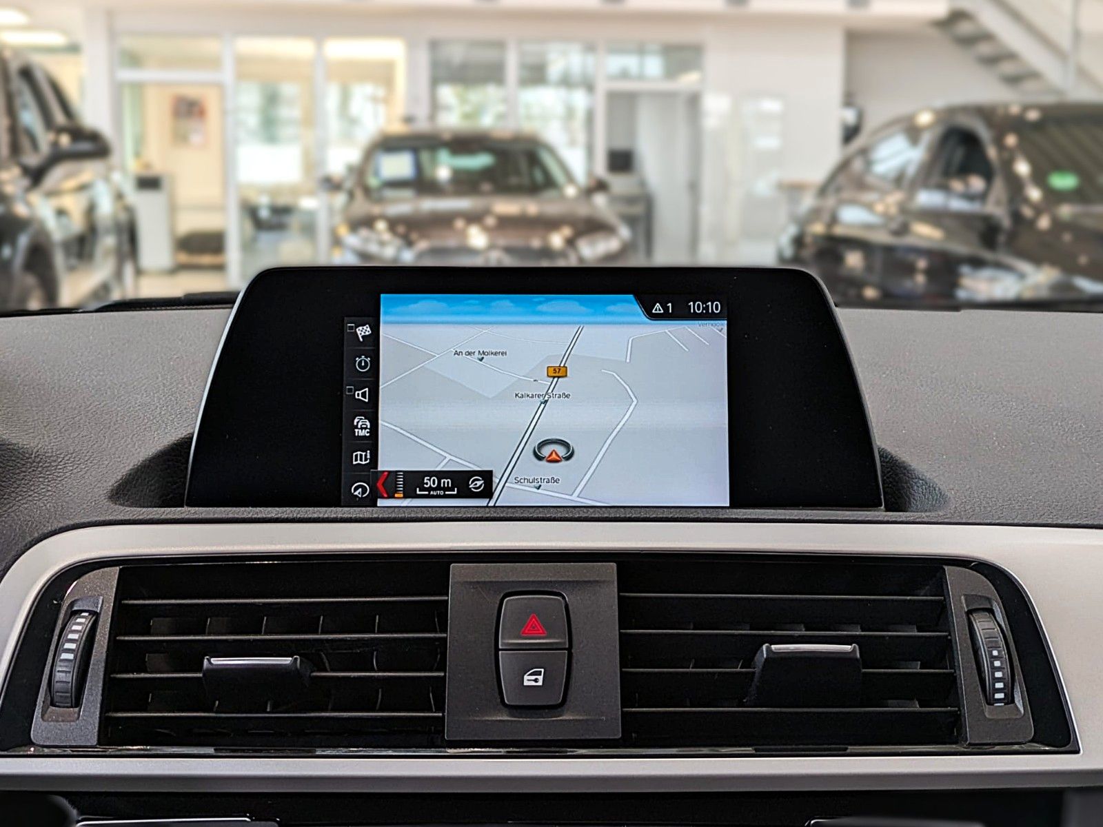 Fahrzeugabbildung BMW 116d 5 Trg KLIMAAUT NAVI SITZHZG PDC 1.HAND ALU