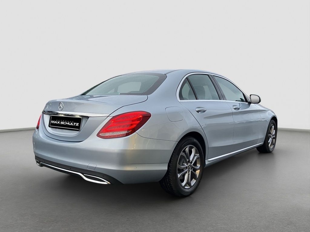 Fahrzeugabbildung Mercedes-Benz C 220 d AVANTGARDE*DISTR*MULTIB*NAV*SITZH*KAMERA