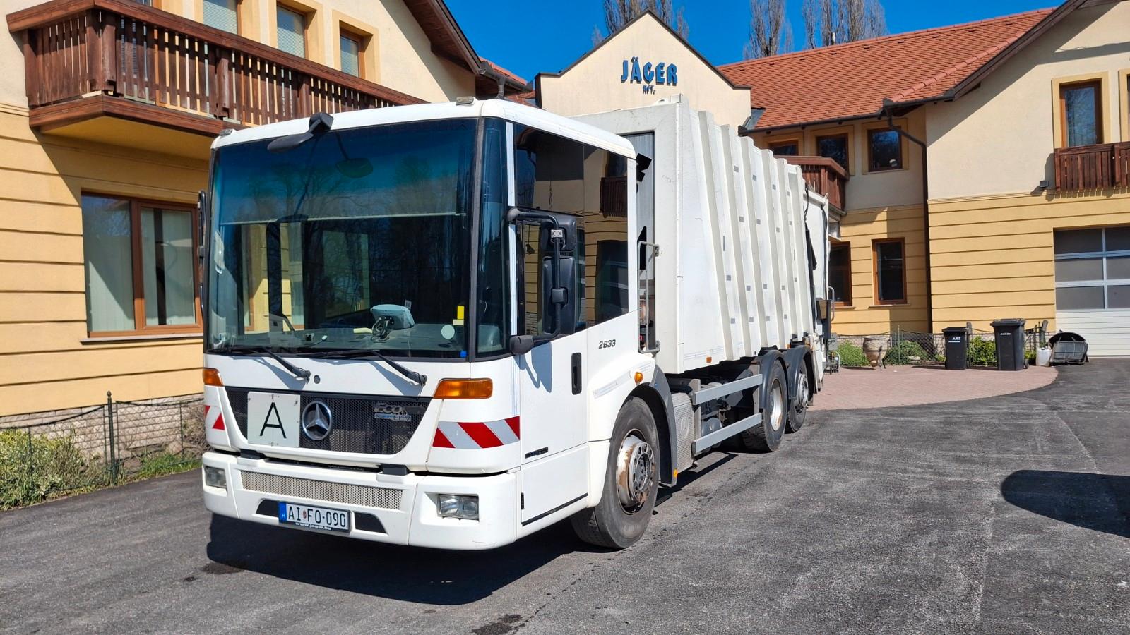 Mercedes-Benz 2633 Econic Faun Aufbau