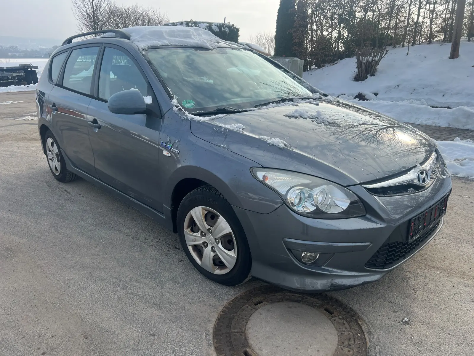 Hyundai i30 2010 — photo 12