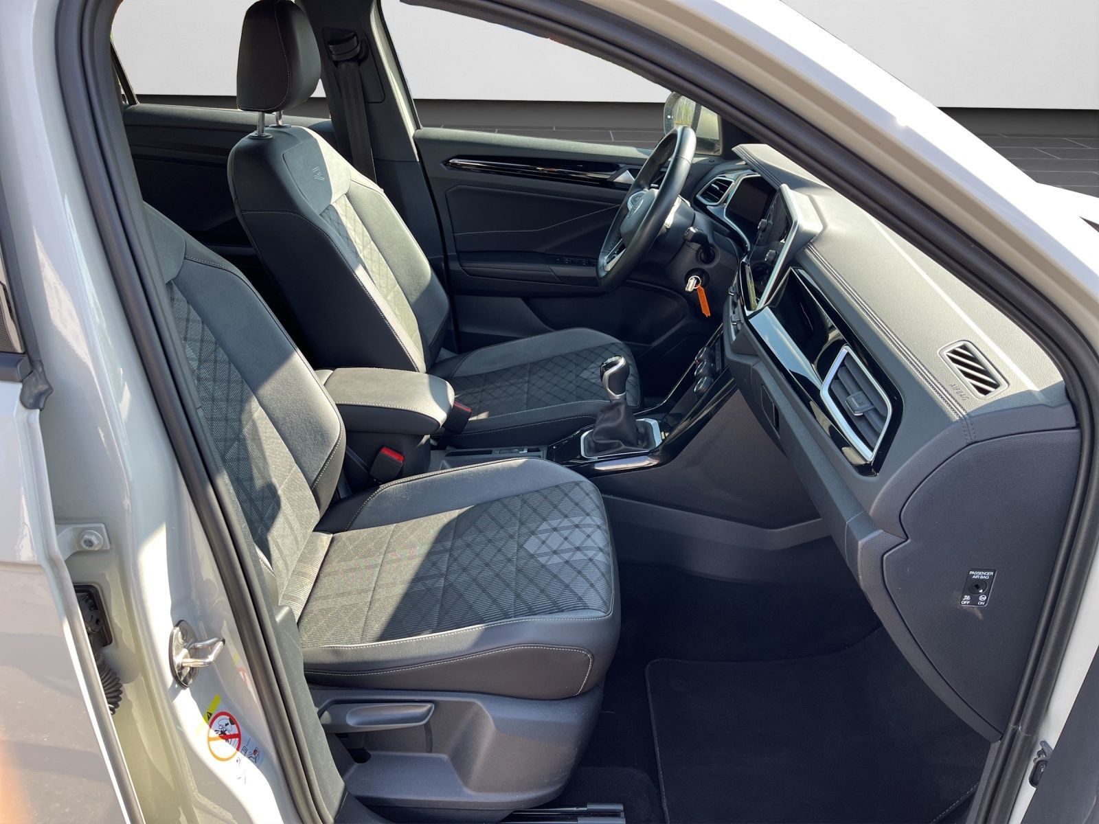 Volkswagen T-Roc - Bild 4