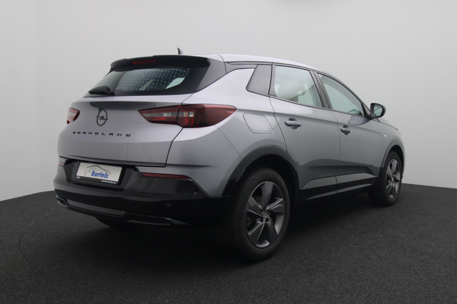 Fahrzeugabbildung Opel Grandland  1.2 GS Line AUT/LED/Navi/ACC/RK