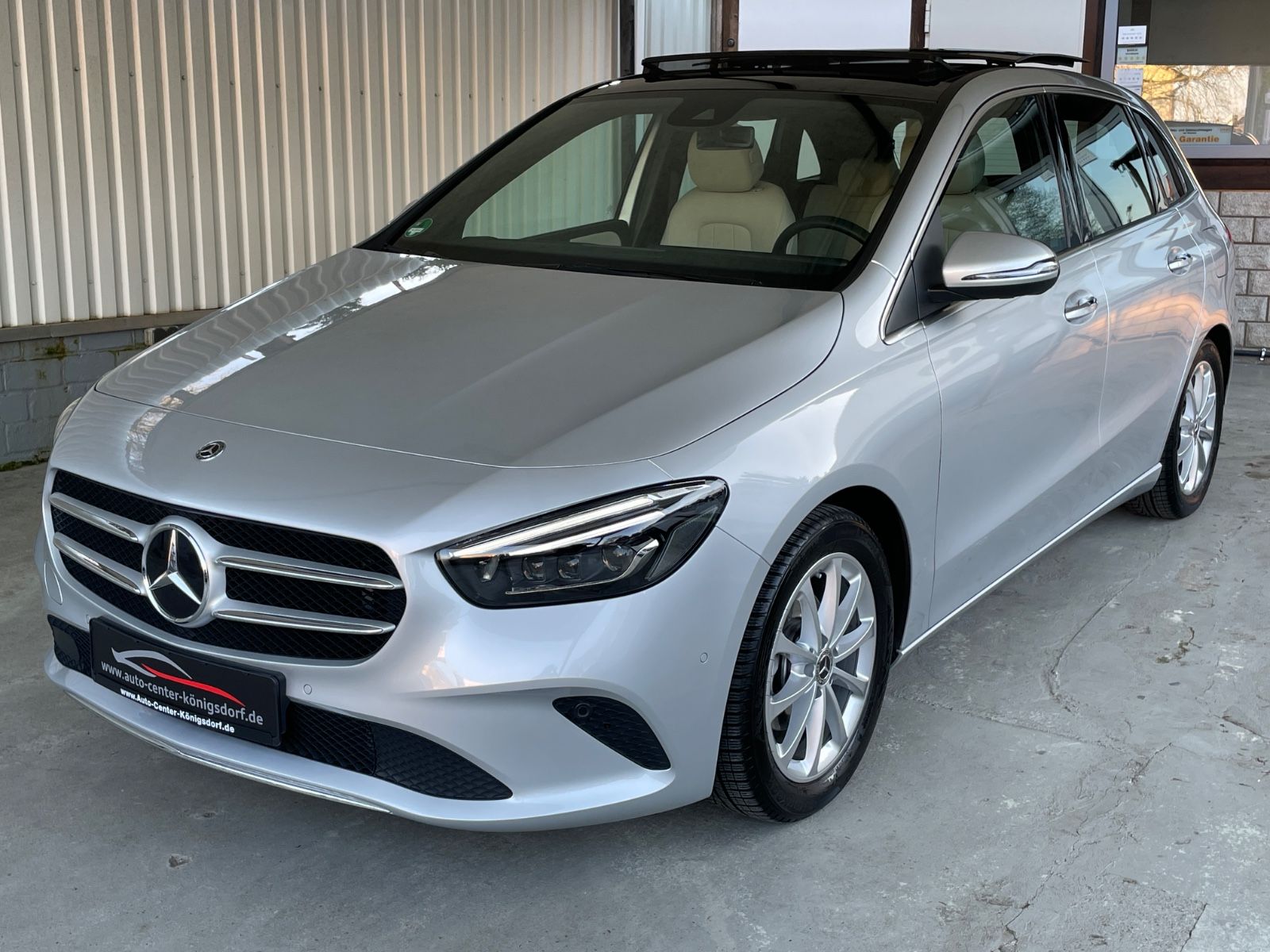 MERCEDES-BENZ B 180 *NAVI*PANO*MBUX*MULTIBEAM-LED*KEYLESS-GO