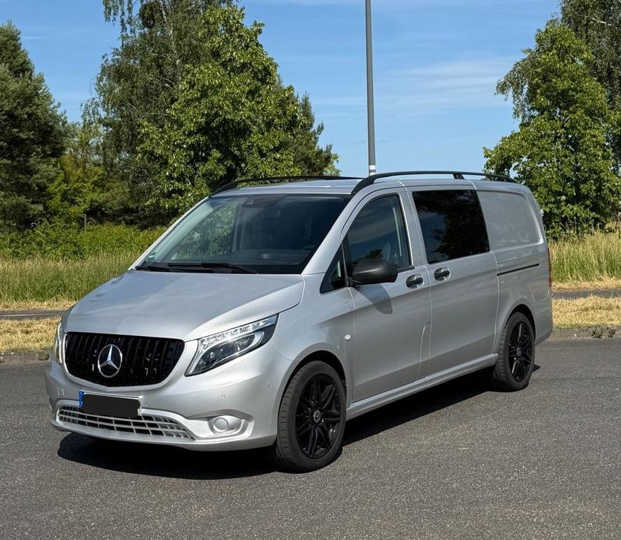 Image of Mercedes-Benz Vito