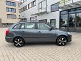 Skoda Fabia Combi 1.2 TSI Active/ Tüv u. Insp. neu !! - Skoda Fabia: Kombi, 1.2