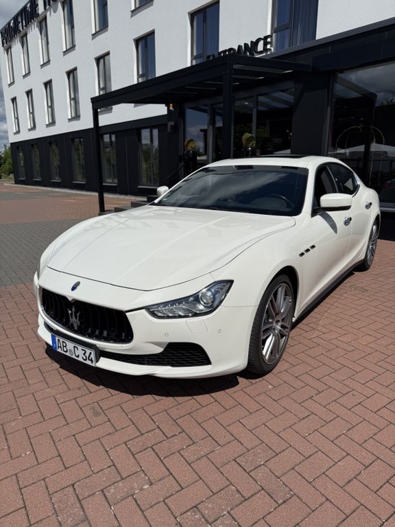 Image of Maserati Ghibli