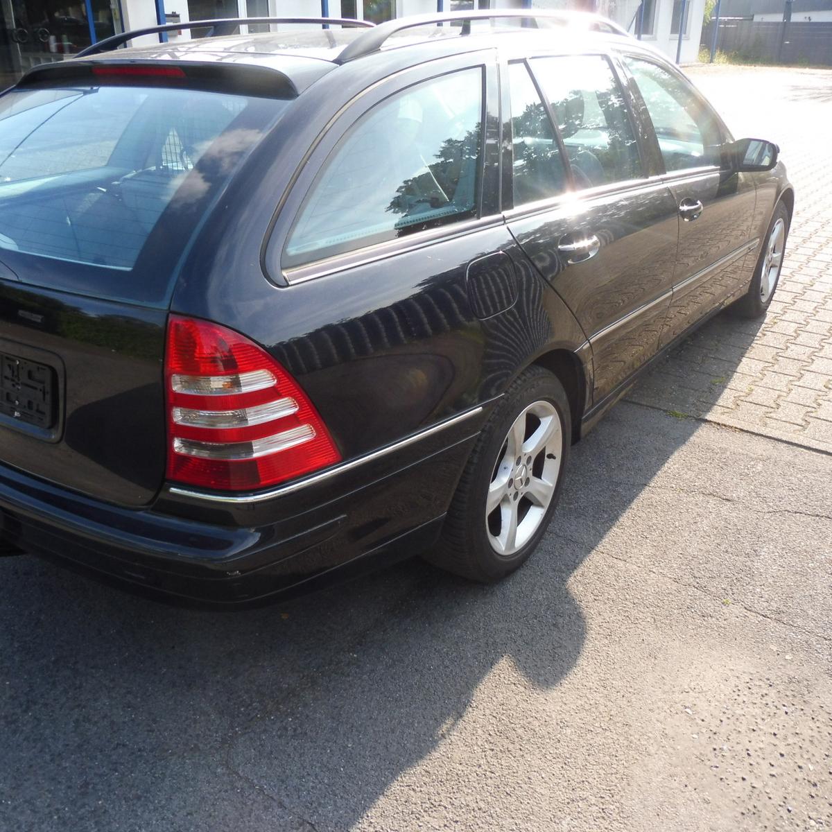 Mercedes-Benz C200 2007 — photo 7