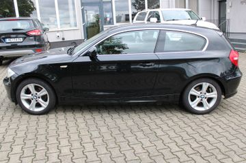 BMW 118 - 6