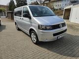 Volkswagen T5 Kombi - Volkswagen T5 Kombi aus 2009