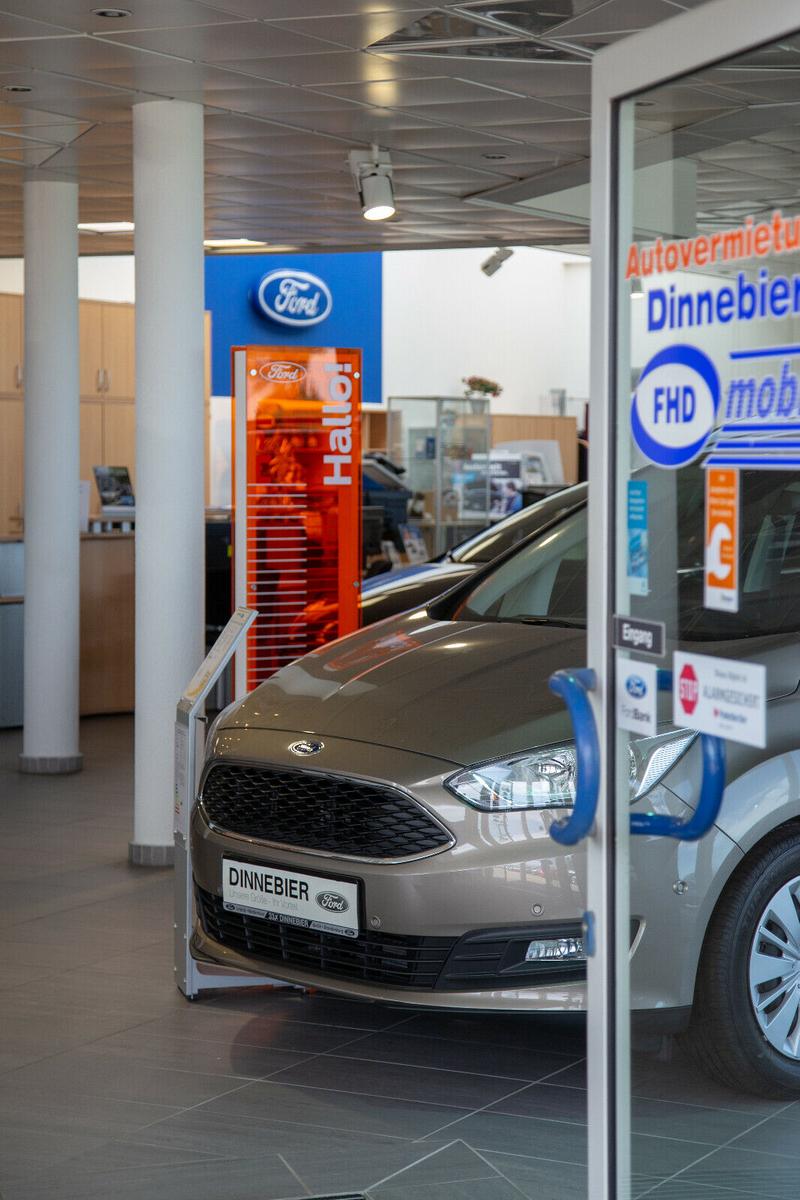 showroom-image-main