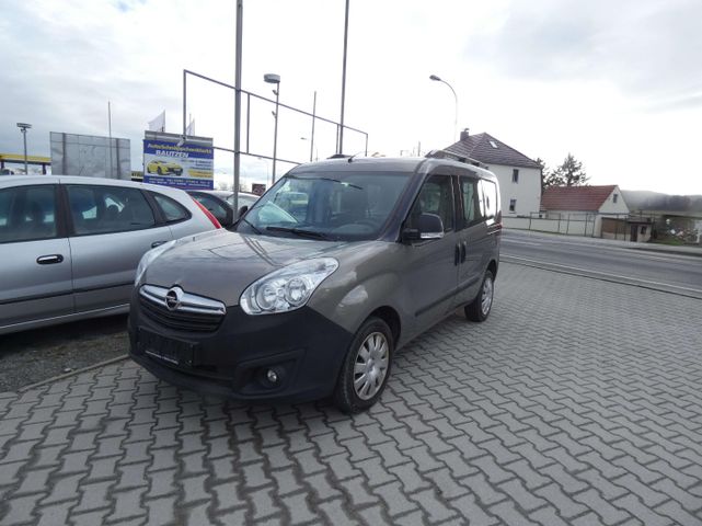 Opel Combo 1.4  Langversion Klima Radio HU AU Neu