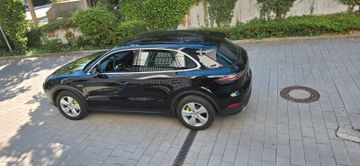 Porsche Cayenne - 3