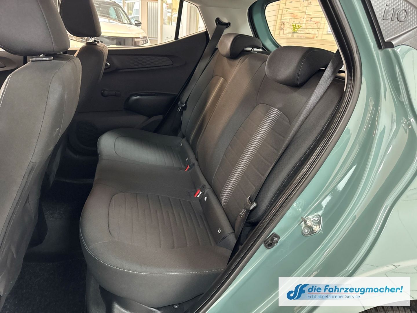 Fahrzeugabbildung Hyundai i10 Trend Navi Apple CarPlay Android Auto Musiks