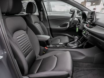 Hyundai i30 cw 1.0 Advantage Verkehrsschilder-Assistent